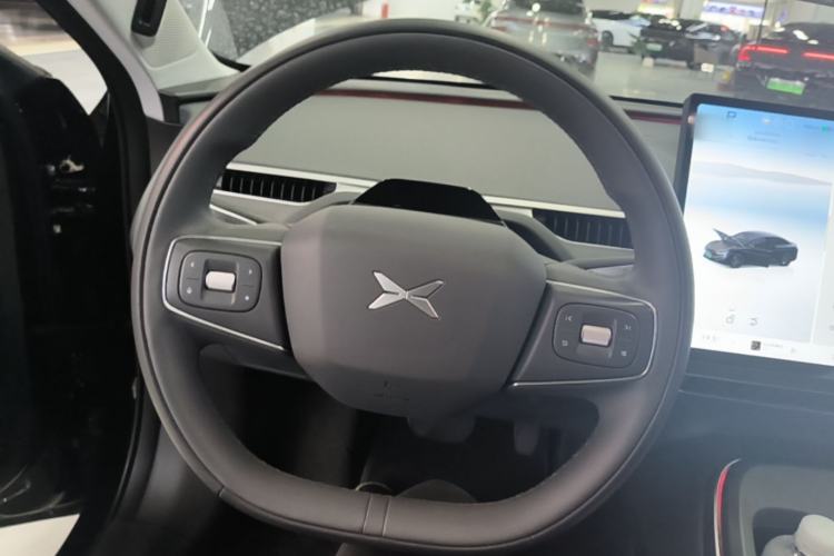 Used XPeng MONA M03 2025 600 with Ultra-Long Range Max Steering Wheel