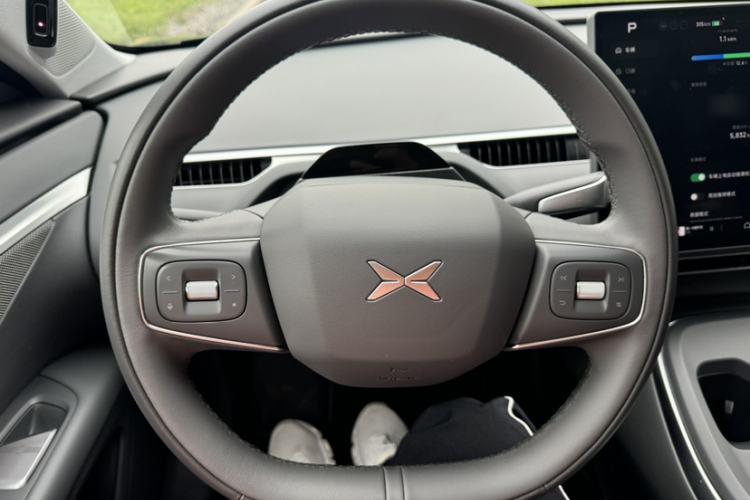Used XPeng MONA M03 2025 600 with Ultra-Long Range Max Steering Wheel