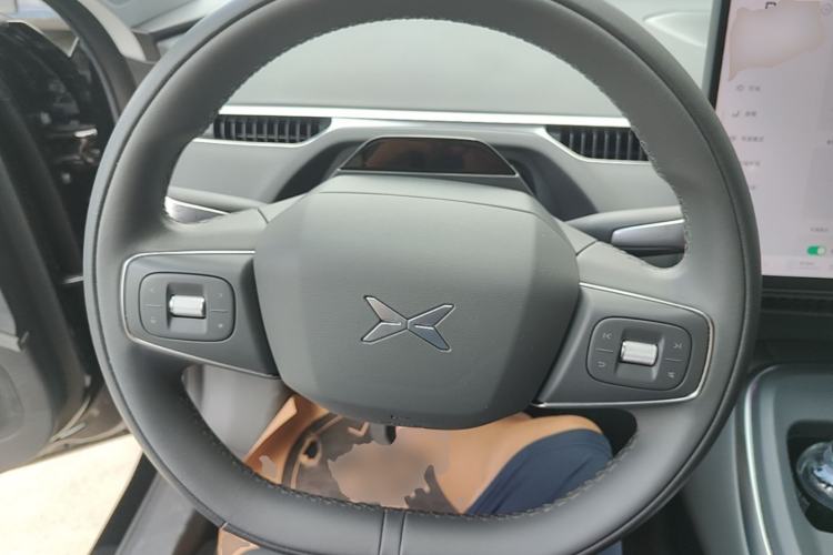 Used XPeng MONA M03 2025 600 with Ultra-Long Range Max Steering Wheel
