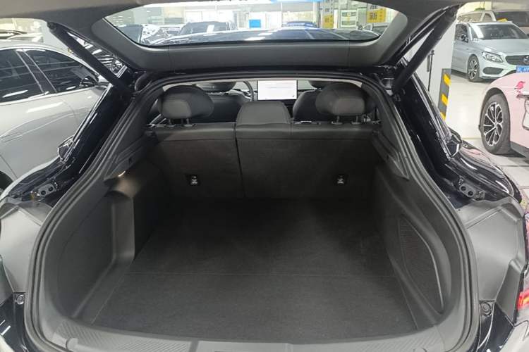 Used XPeng MONA M03 2025 600 with Ultra-Long Range Max Trunk