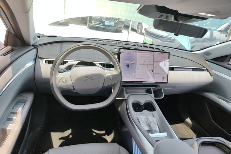 Used XPeng MONA M03 2025 620 Ultra-Long Range Plus Center Console
