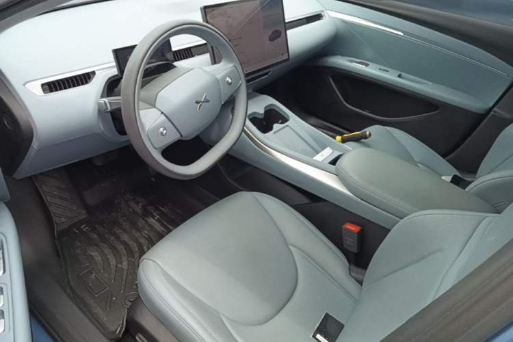 Used XPeng MONA M03 2025 620 Ultra-Long Range Plus Driver Seat