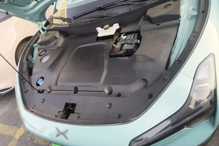 Used XPeng MONA M03 2025 600 with Ultra-Long Range Max Engine Bay