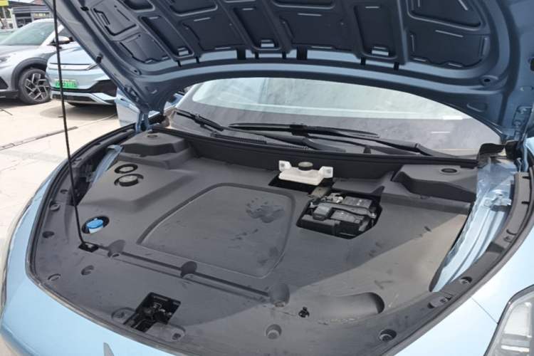 Used XPeng MONA M03 2025 620 Ultra-Long Range Plus Engine Bay