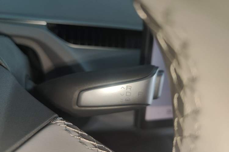 Used XPeng MONA M03 2025 620 Ultra-Long Range Plus Gear Lever