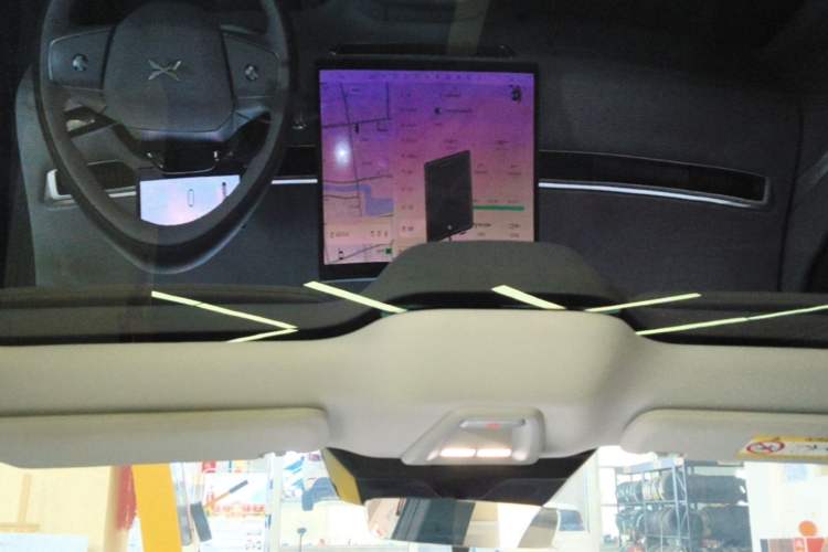 Used XPeng MONA M03 2025 515 Long-Range Plus Headliner