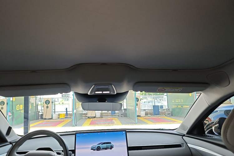 Used XPeng MONA M03 2025 600 with Ultra-Long Range Max Headliner