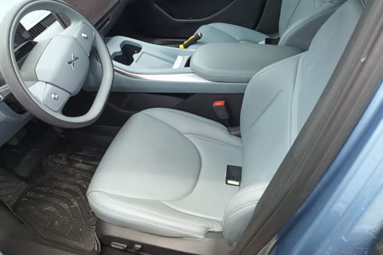Used XPeng MONA M03 2025 620 Ultra-Long Range Plus Left Front Seat