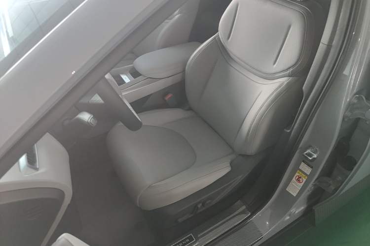 Used XPeng MONA M03 2025 620 Ultra-Long Range Plus Left Front Seat