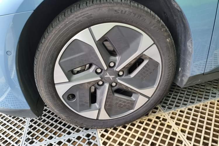 Used XPeng MONA M03 2025 620 Ultra-Long Range Plus Left Front Wheel Hub