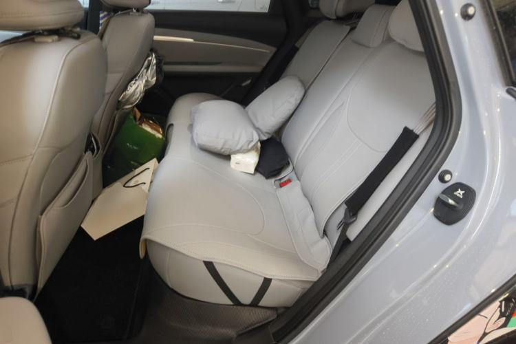Used XPeng MONA M03 2025 600 with Ultra-Long Range Max Left Rear Seat