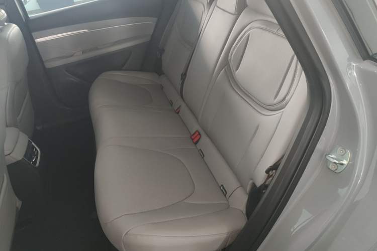 Used XPeng MONA M03 2025 620 Ultra-Long Range Plus Left Rear Seat