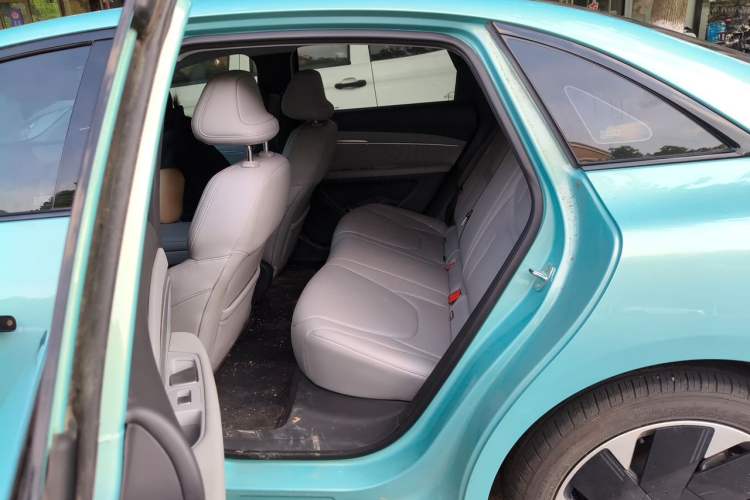 Used XPeng MONA M03 2025 600 with Ultra-Long Range Max Left Rear Seat