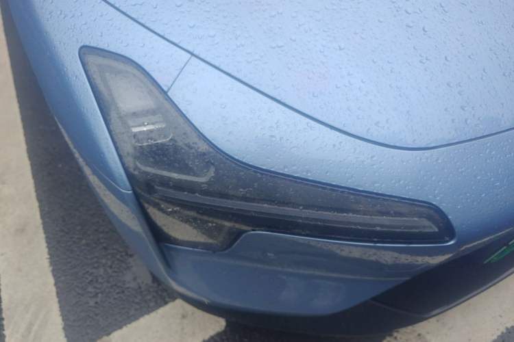 Used XPeng MONA M03 2025 620 Ultra-Long Range Plus Right Front Headlight