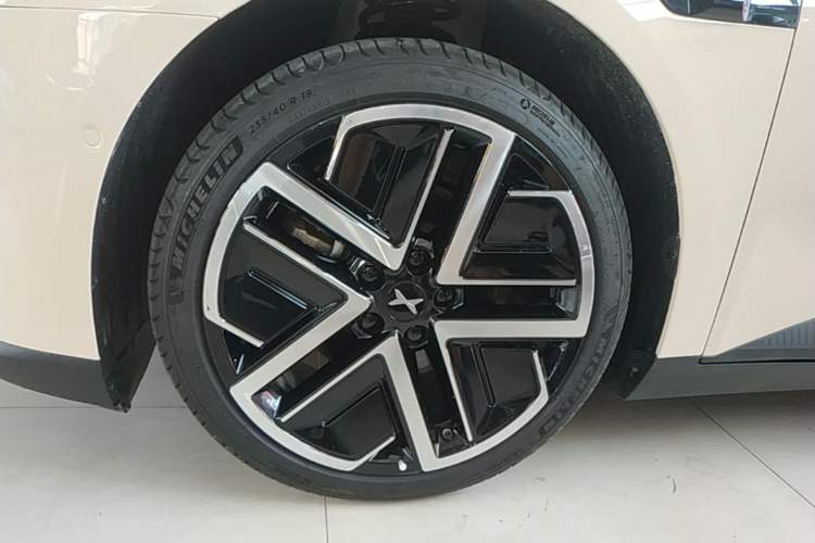 Used XPeng MONA M03 2025 600 with Ultra-Long Range Max Exterior 4