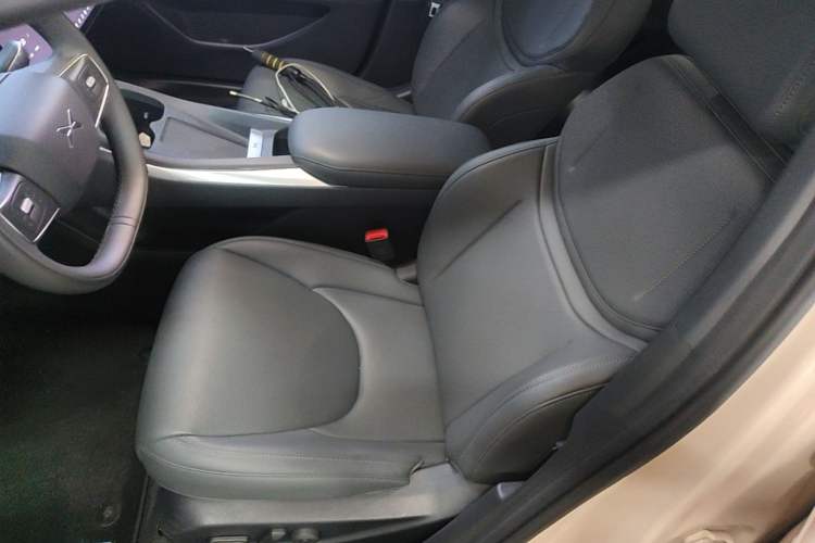 Used XPeng MONA M03 2025 600 with Ultra-Long Range Max Left Front Seat