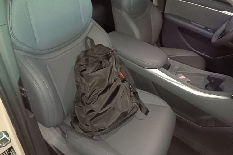 Used XPeng MONA M03 2025 600 with Ultra-Long Range Max Right Front Seat