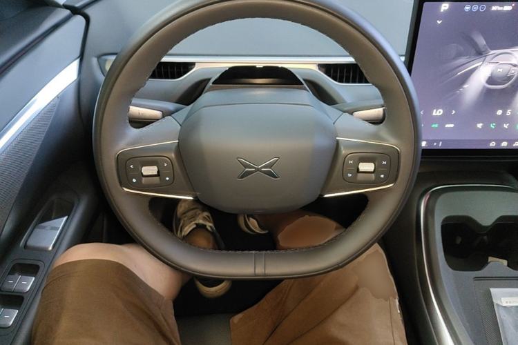 Used XPeng MONA M03 2025 600 with Ultra-Long Range Max Steering Wheel