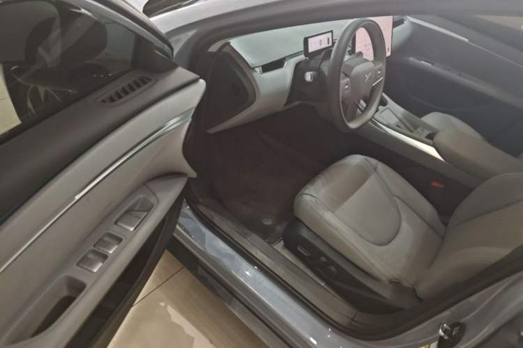 Used XPeng MONA M03 2025 600 with Ultra-Long Range Max Driver Seat