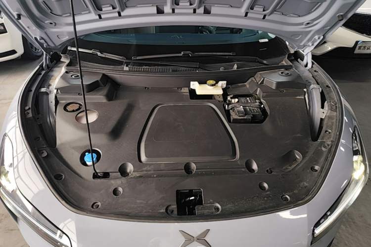 Used XPeng MONA M03 2025 600 with Ultra-Long Range Max Engine Bay