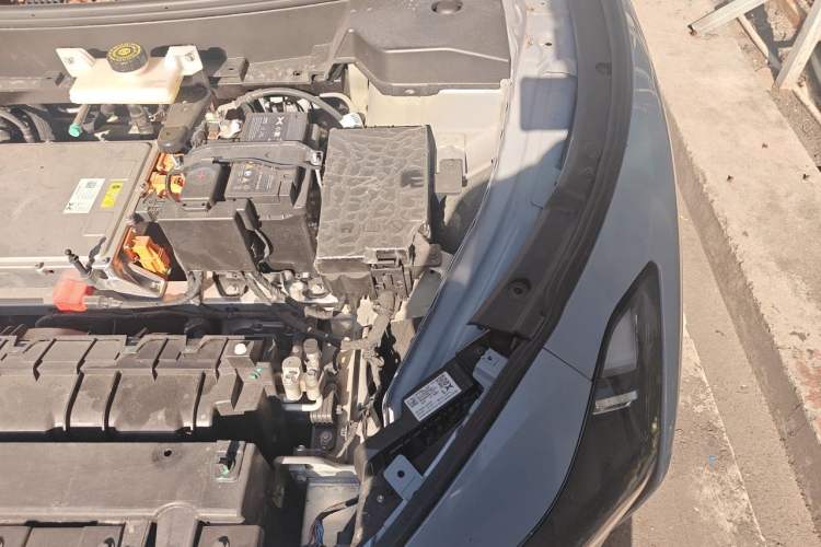 Used XPeng MONA M03 2025 502 Long-Range Max Engine Bay Left