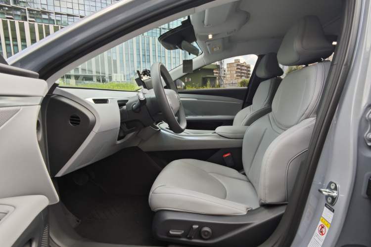 Used XPeng MONA M03 2025 600 with Ultra-Long Range Max Interior 1