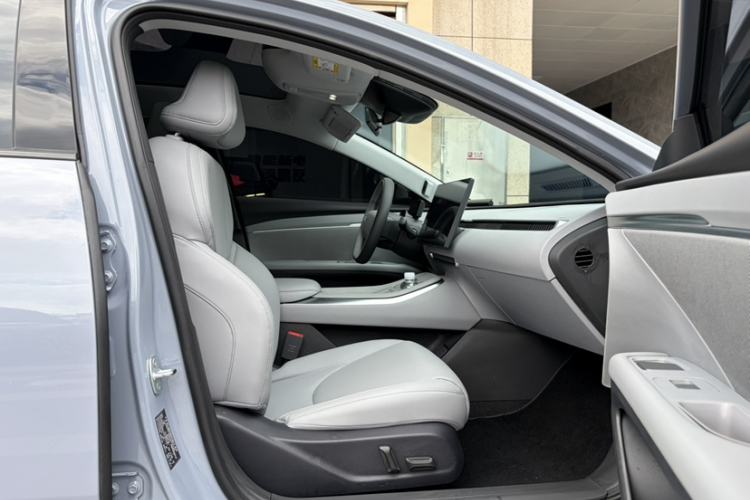 Used XPeng MONA M03 2025 502 Long-Range Max Interior 1