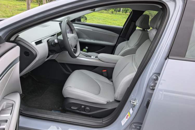 Used XPeng MONA M03 2025 600 with Ultra-Long Range Max Interior 2