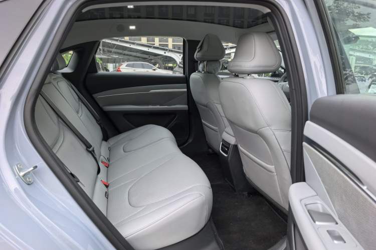 Used XPeng MONA M03 2025 600 with Ultra-Long Range Max Interior 9