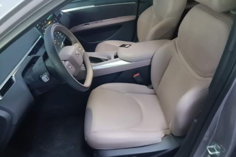 Used XPeng MONA M03 2025 600 with Ultra-Long Range Max Left Front Seat