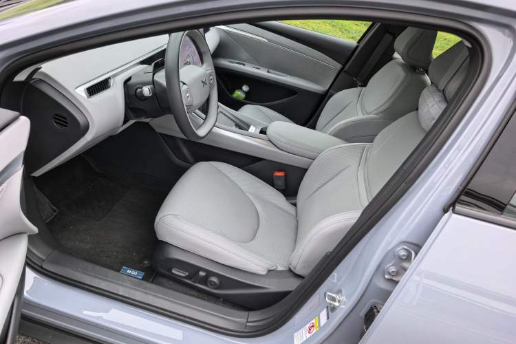 Used XPeng MONA M03 2025 600 with Ultra-Long Range Max Left Front Seat