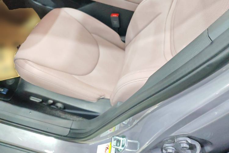 Used XPeng MONA M03 2025 620 Ultra-Long Range Plus Left Front Seat