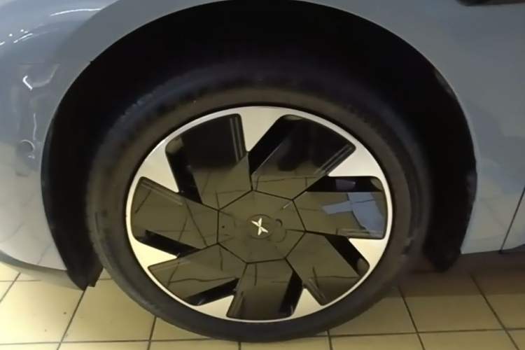 Used XPeng MONA M03 2025 502 Long-Range Max Left Front Wheel Hub