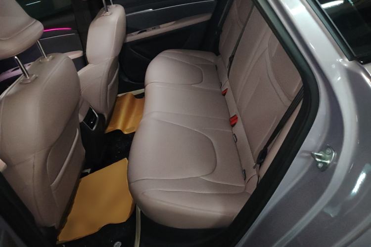 Used XPeng MONA M03 2025 600 with Ultra-Long Range Max Left Rear Seat