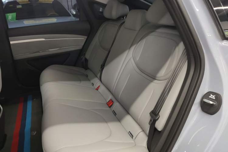 Used XPeng MONA M03 2025 600 with Ultra-Long Range Max Left Rear Seat