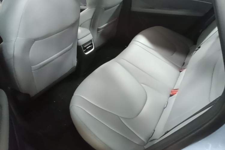 Used XPeng MONA M03 2025 600 with Ultra-Long Range Max Left Rear Seat