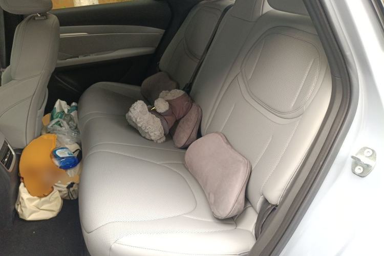 Used XPeng MONA M03 2025 600 with Ultra-Long Range Max Left Rear Seat