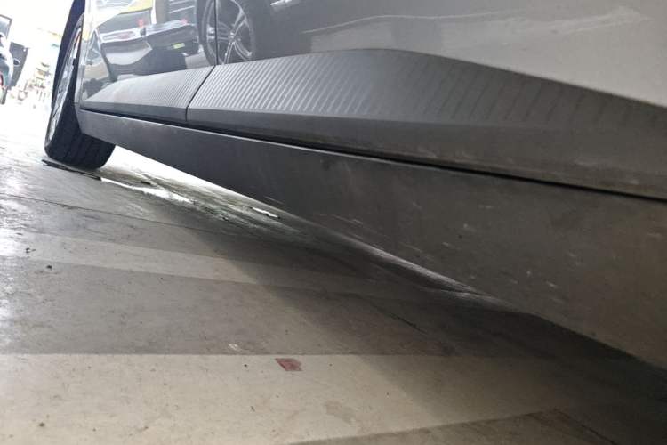 Used XPeng MONA M03 2025 502 Long-Range Max Left Side Sill