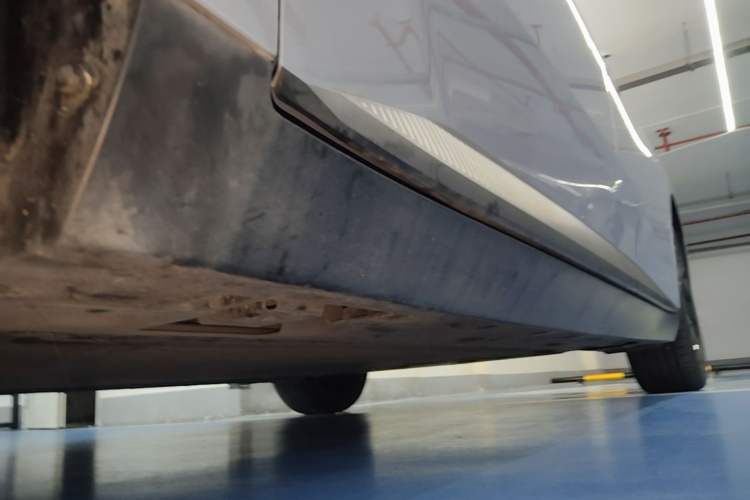 Used XPeng MONA M03 2025 502 Long-Range Max Left Side Sill
