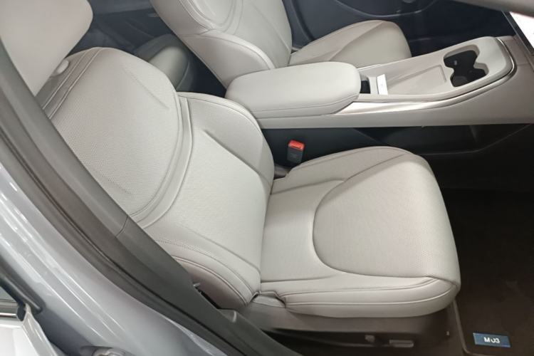 Used XPeng MONA M03 2025 620 Ultra-Long Range Plus Right Front Seat