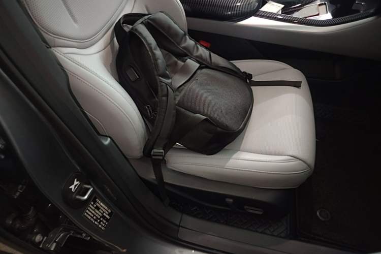 Used XPeng MONA M03 2025 620 Ultra-Long Range Plus Right Front Seat