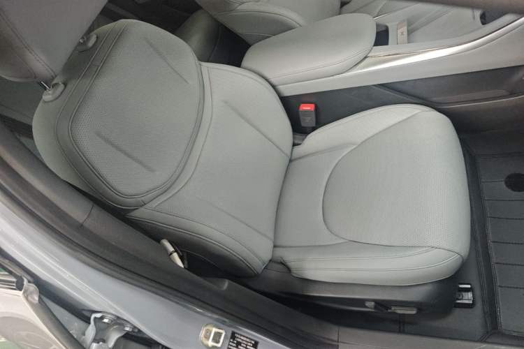 Used XPeng MONA M03 2025 502 Long-Range Max Right Front Seat