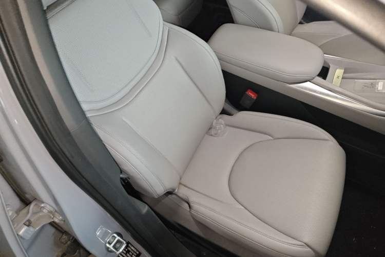 Used XPeng MONA M03 2025 502 Long-Range Max Right Front Seat