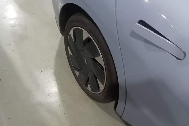 Used XPeng MONA M03 2025 600 with Ultra-Long Range Max Right Rear Wheel Hub