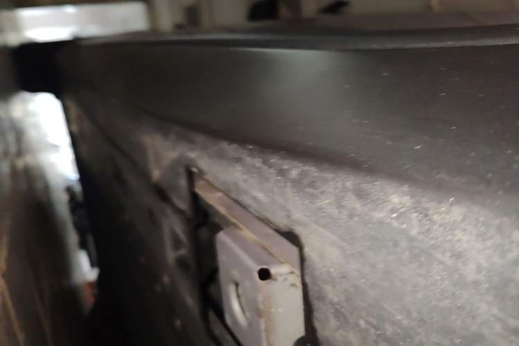 Used XPeng MONA M03 2025 600 with Ultra-Long Range Max Right Side Sill