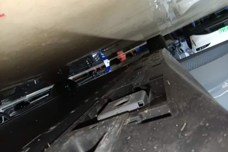 Used XPeng MONA M03 2025 600 with Ultra-Long Range Max Right Side Sill