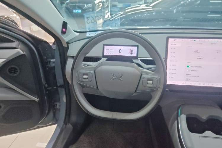 Used XPeng MONA M03 2025 600 with Ultra-Long Range Max Steering Wheel