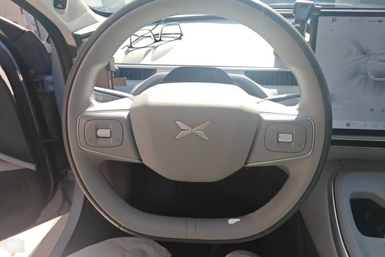 Used XPeng MONA M03 2025 502 Long-Range Max Steering Wheel