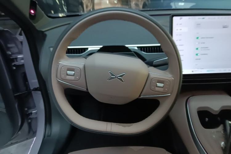 Used XPeng MONA M03 2025 600 with Ultra-Long Range Max Steering Wheel