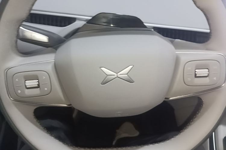 Used XPeng MONA M03 2025 600 with Ultra-Long Range Max Steering Wheel